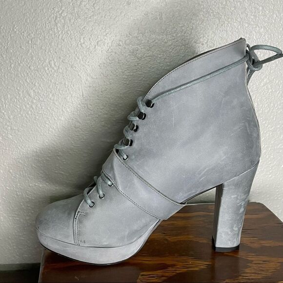 Seychelles Women's Gray Under Construction Lace Up Ankle Boot Size 6.5 - Picture 5 of 14